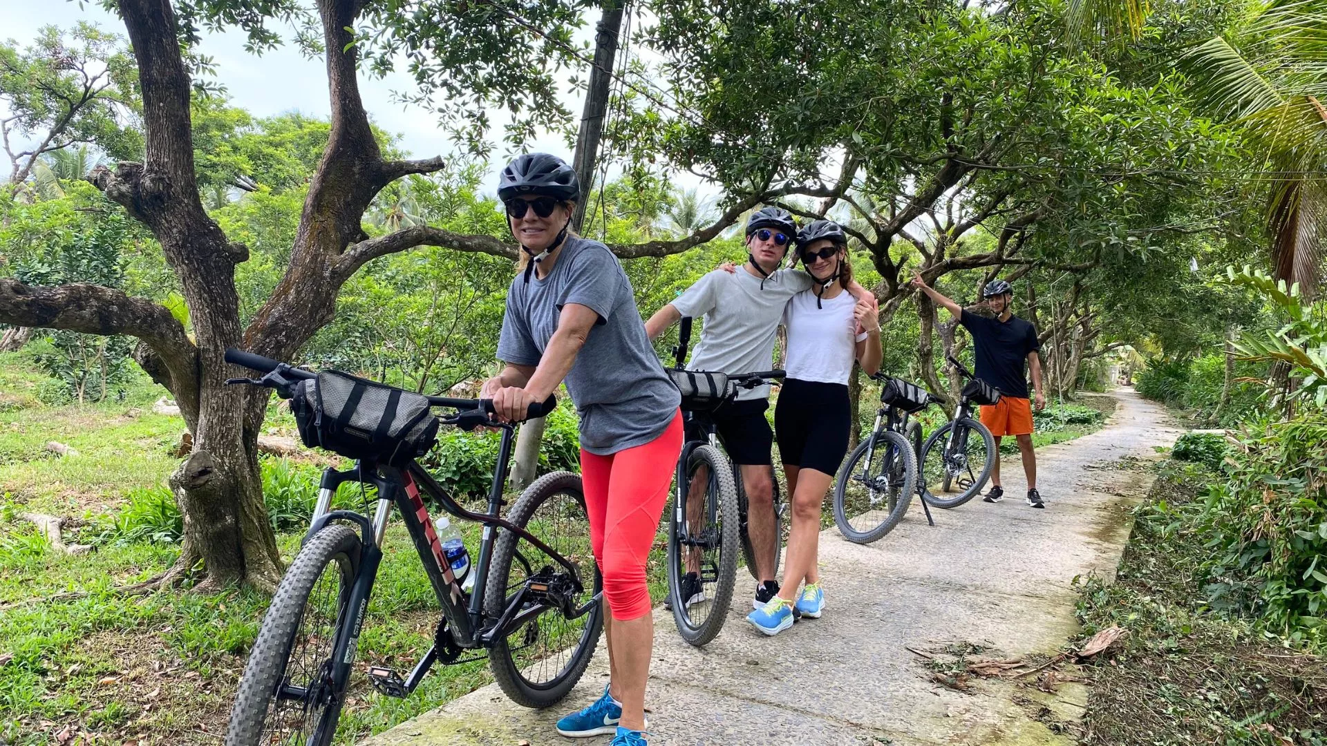 23 Days Laos Cambodia Cycle To Vietnam